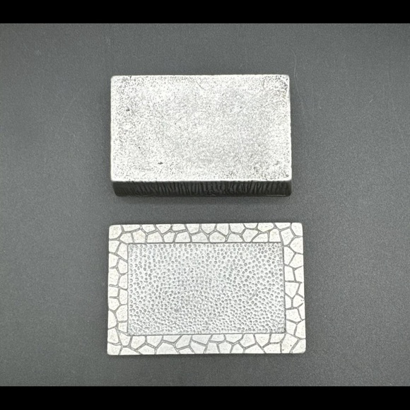 Ashtray and Cigarette Holder Pewter Vintage Rare Embossed Stone/Hen Holon/Israel - Picture 7 of 16